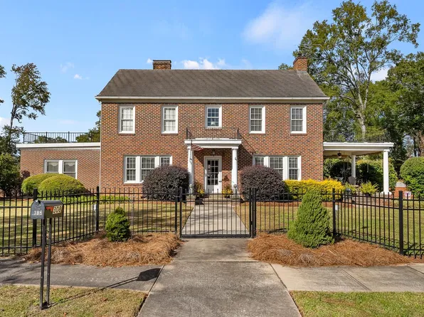 308 W Walnut St, Clinton, SC 29325