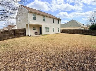 7476 Ledgestone Ln, Riverdale, GA 30274