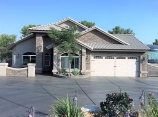 14837 Tournament Dr, HELENDALE, CA 92342