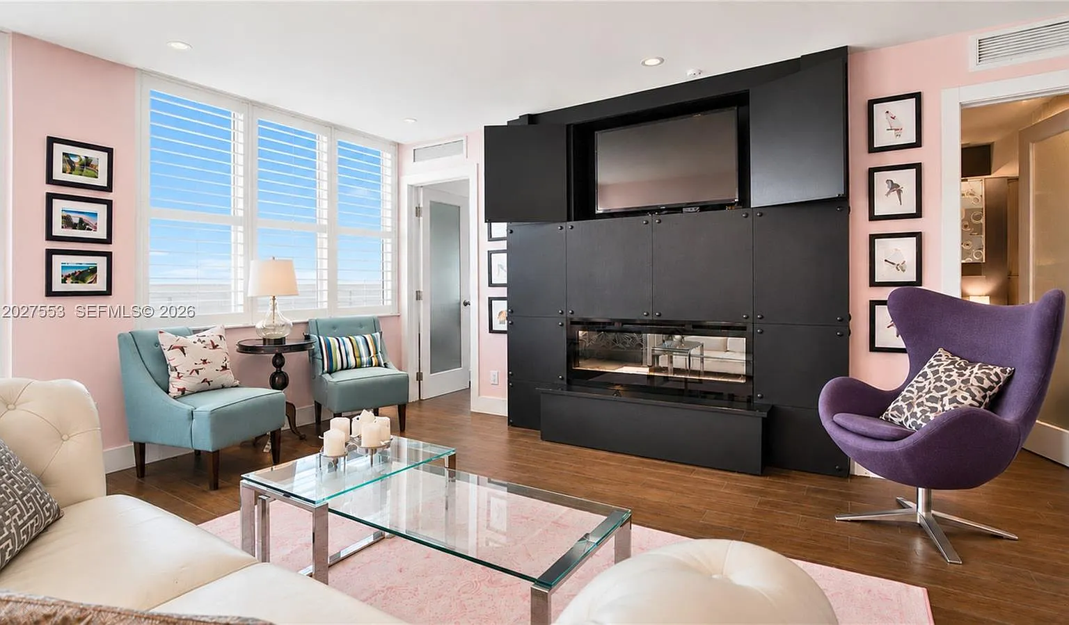 The Decoplage Condo — Photo 3