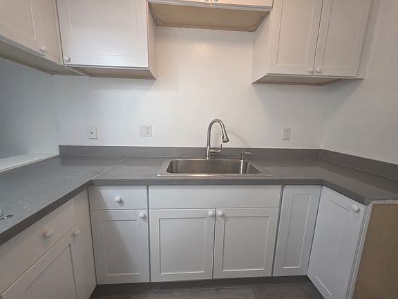2nd image of 701 9th Ave APT 19