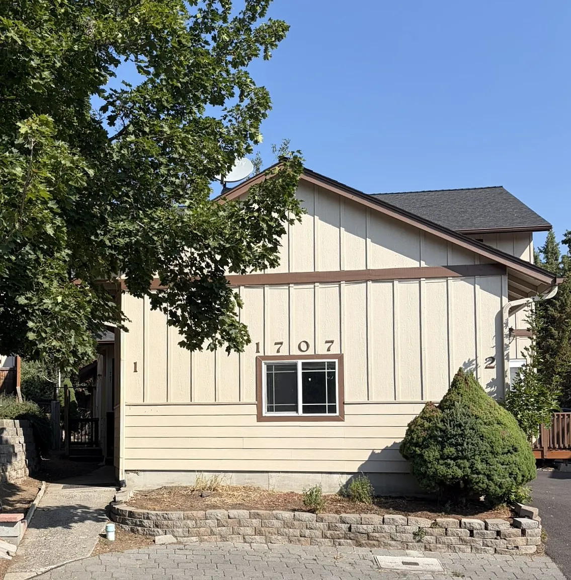 3 bed, 1526 sqft, $2,195 — Photo 1