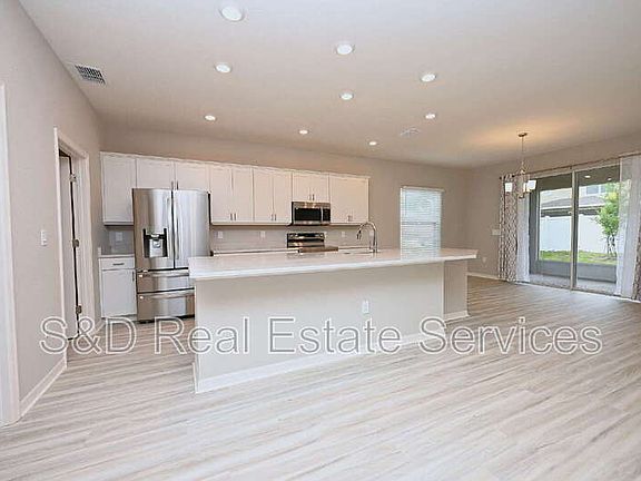 3rd image of 1731 Oceania Ave