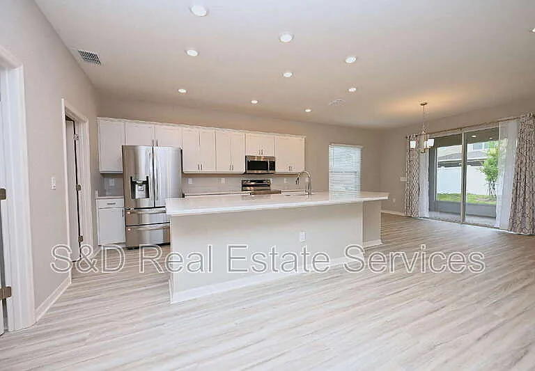 1731 Oceania Ave — Photo 3