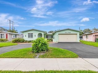 1731 NW 93rd Ave, Pembroke Pines, FL 33024