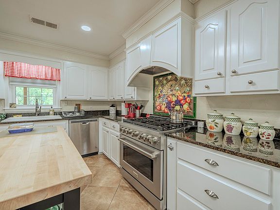 4th image of 60 Avalon Pl