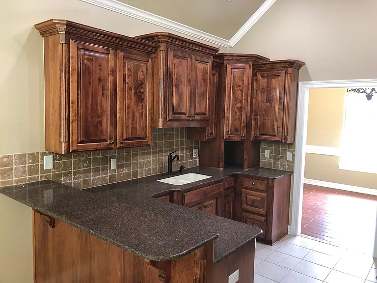 472 Grand Oaks Dr — Photo 4