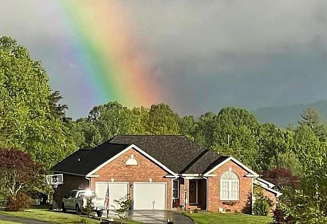 1st image of 197 Amber Ln