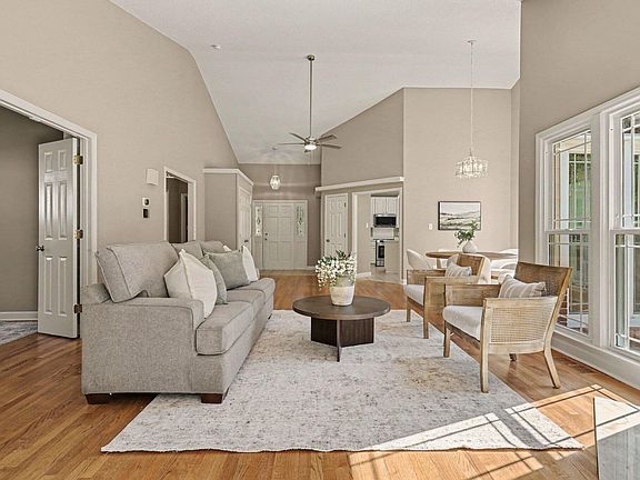 4th image of 308 Boltstone Ct