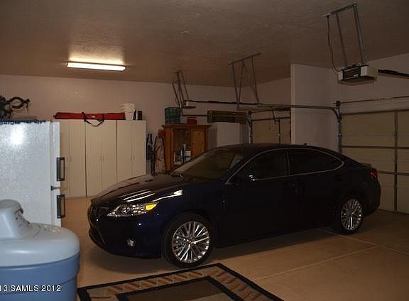3rd image of 2710 Brewer Dr