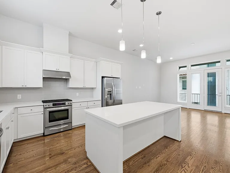 1225 Bonner St — Photo 14