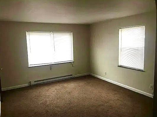 2nd image of 1643 Summit Rd APT 4