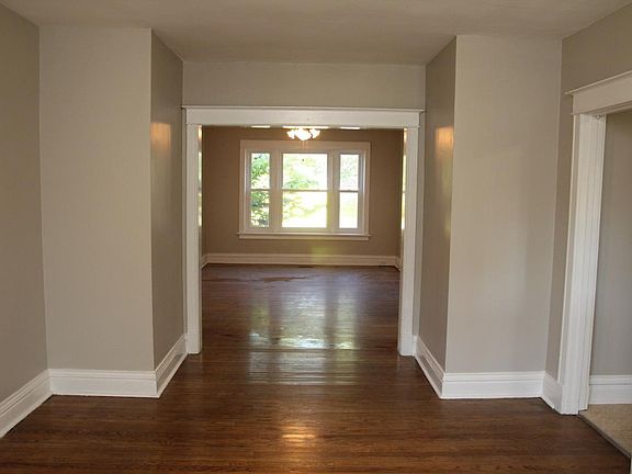 5th image of 726 Kingsland Ave #1