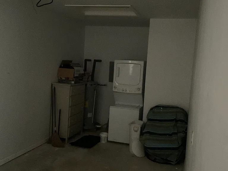 501 Oak Grove Rd #2 — Photo 5