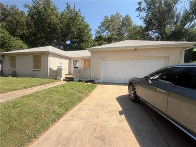 2331 Cleveland Ave, Kansas City, MO, 64127