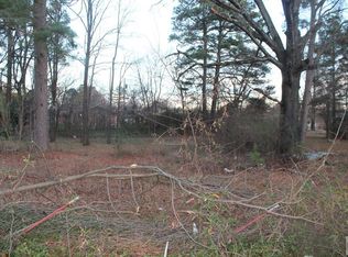 703 Springhill Dr, Hope, AR 71801