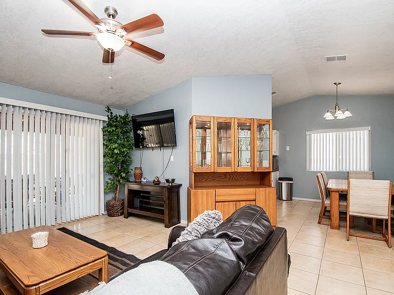 5900 S Torrence Dr — Photo 10