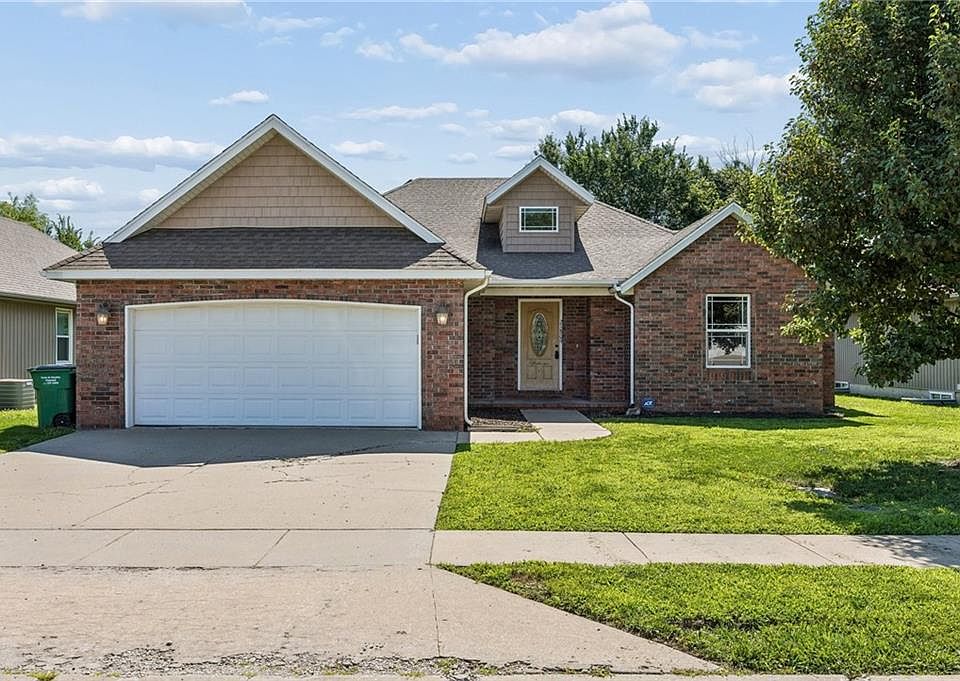 1st image of 21809 Lombardo Ln