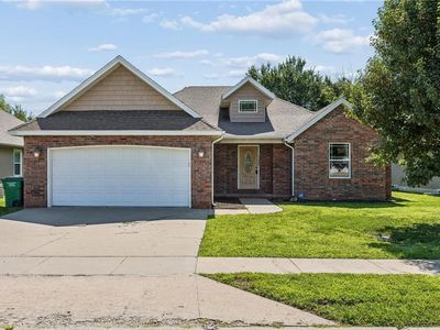 21809 Lombardo Ln, Peculiar, MO, 64078