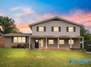 2216 Fairfax St NE, Huntsville, AL 35811