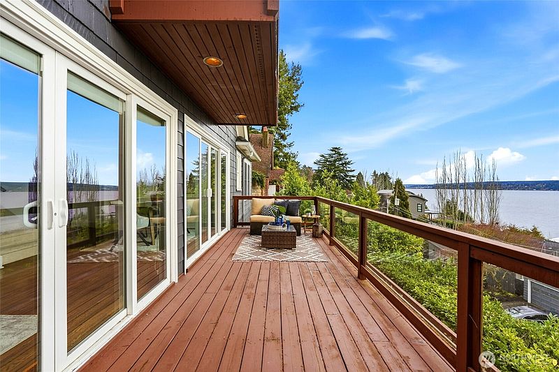 5th image of 603 38th Avenue