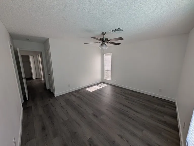7340 W Tuckey Ln — Photo 16