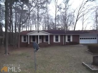725 E Georgia Ave, Fayetteville, GA 30214