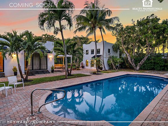 Fabulous Pool & Patio!
