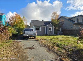 3405 Lois Dr, Anchorage, AK 99517