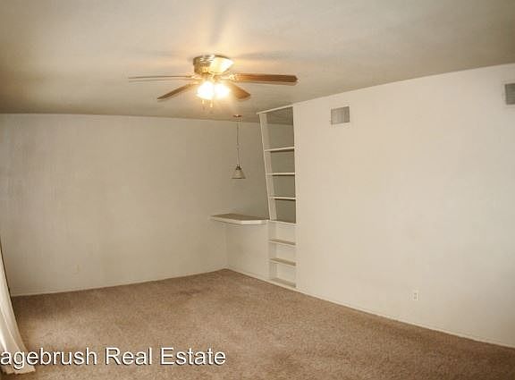 2nd image of 109 W Plaza Dr