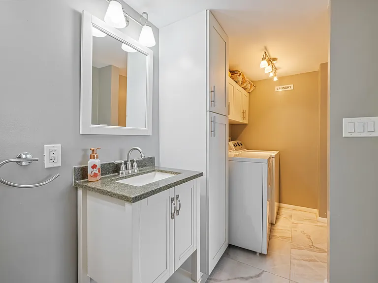 575 Oaks Ln #708 — Photo 19
