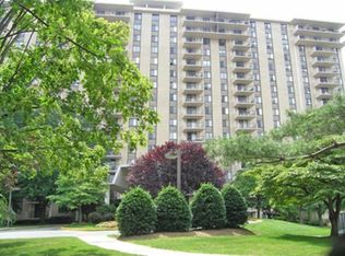 7420 Westlake Ter #B, Bethesda, MD 20817