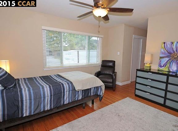 3rd image of 4435 Meadowbrook Dr