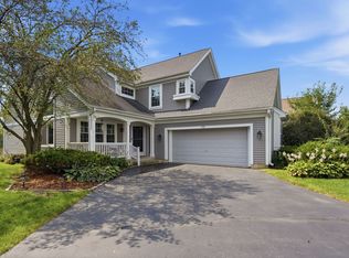 731 Nashua Ct, Crystal Lake, IL 60012