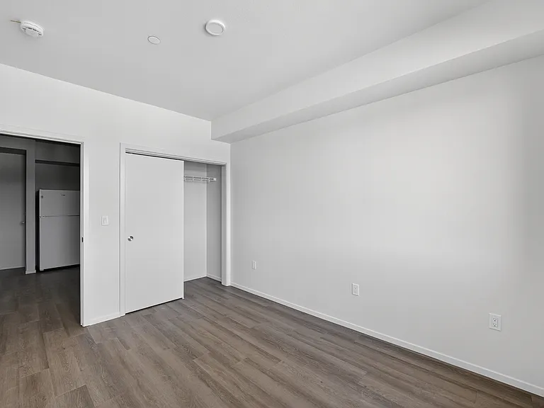 Dry Creek Crossing Apartments — Photo 44