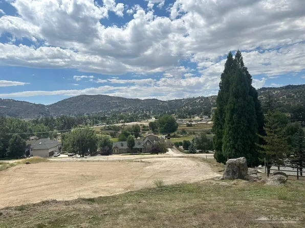29801 Rollingoak Dr #307, Tehachapi, CA 93561