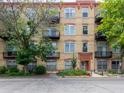 1740 N Maplewood Ave APT 105, Chicago, IL, 60647