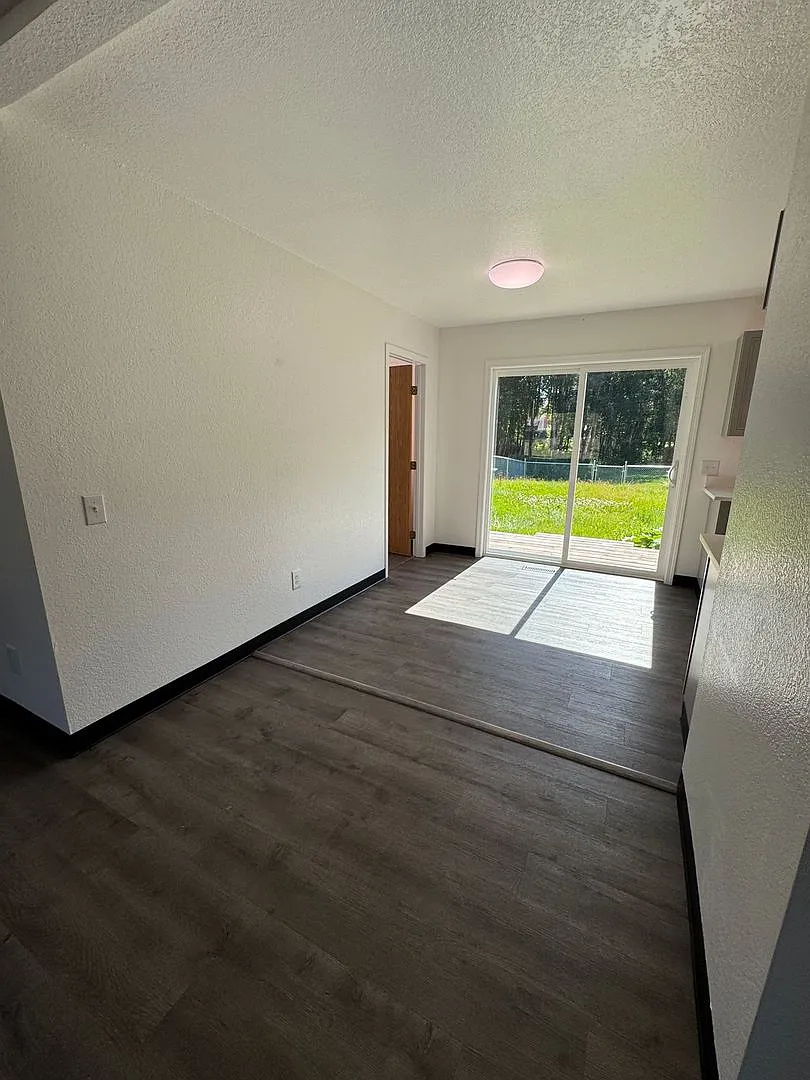 150 W Heritage Drive — Photo 4