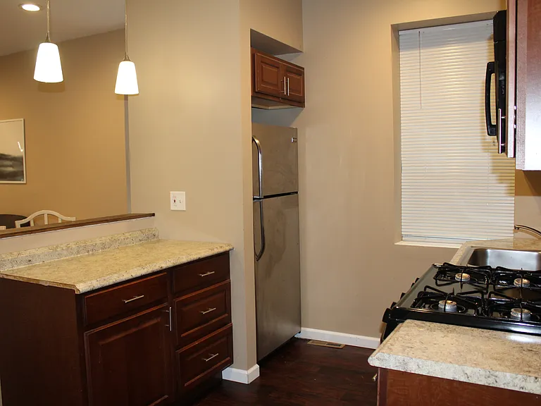 4263 Russell Blvd #4263 — Photo 4