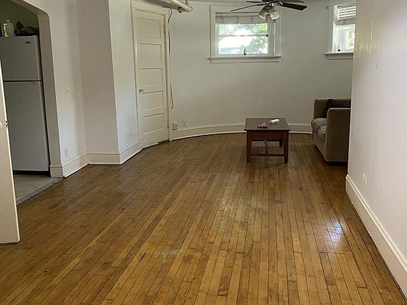 4th image of 1057 W North Shore Ave #G