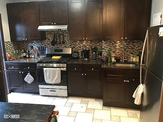 Rented by Citi Habitats | media 32