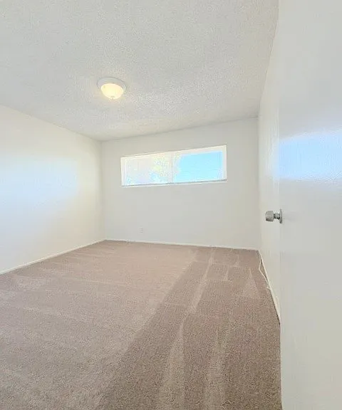 1634 N Madera Ave — Photo 5