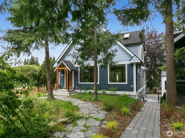 10715 2nd Avenue NW, Seattle, WA 98177