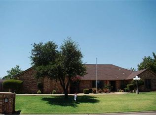 312 NW 32nd St, Lawton, OK 73505