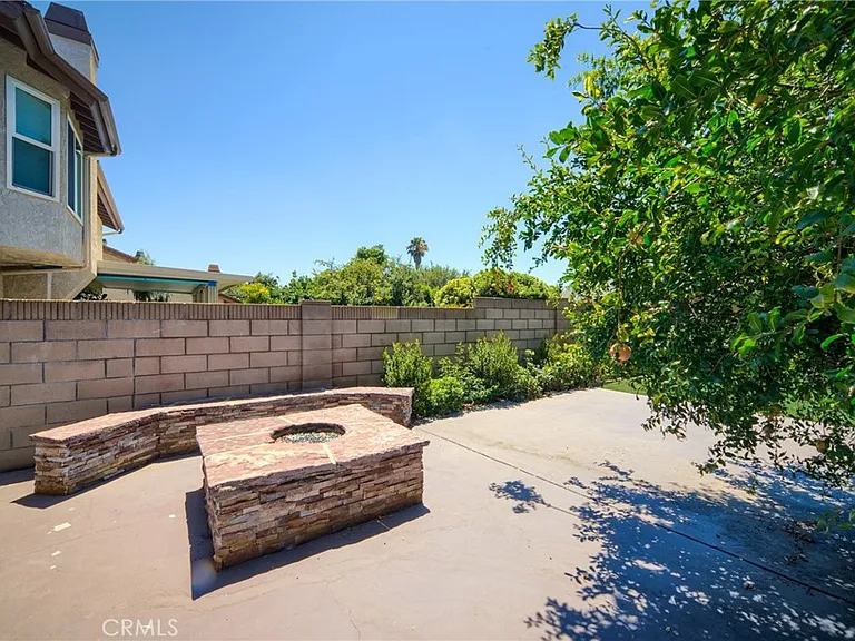 20454 Elkwood St — Photo 41
