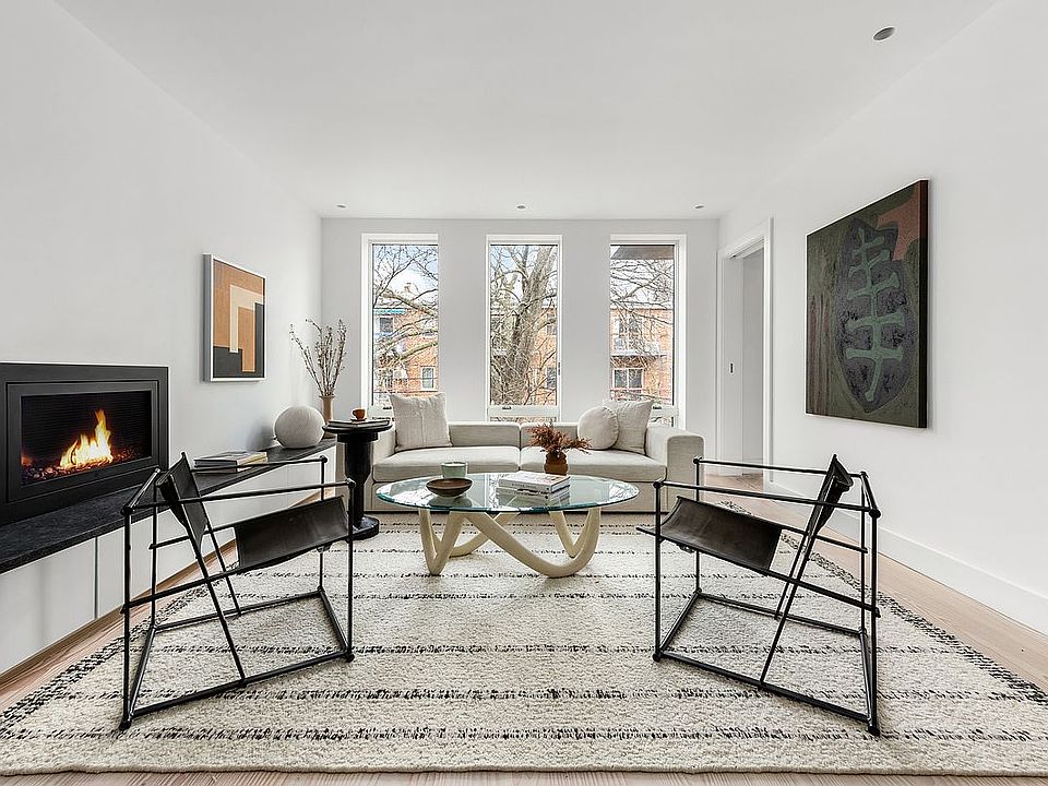 1st image of 89 Douglass St APT 2