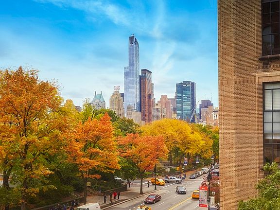 4th image of 75 Central Park W APT 4B