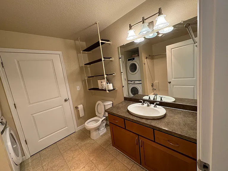 15060 NW Central Dr #1104 — Photo 9
