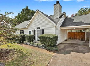 90 Ridge Dr, Senoia, GA 30276