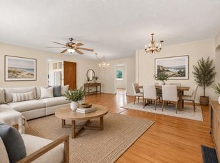617 Loma Hermosa Dr NW, Albuquerque, NM 87105